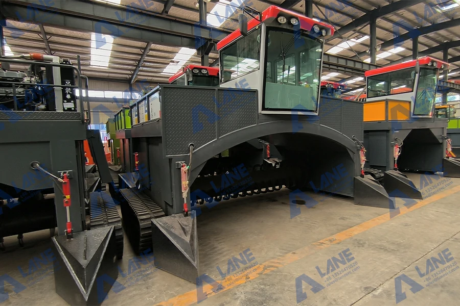 Virador de Compostagem de Esteiras